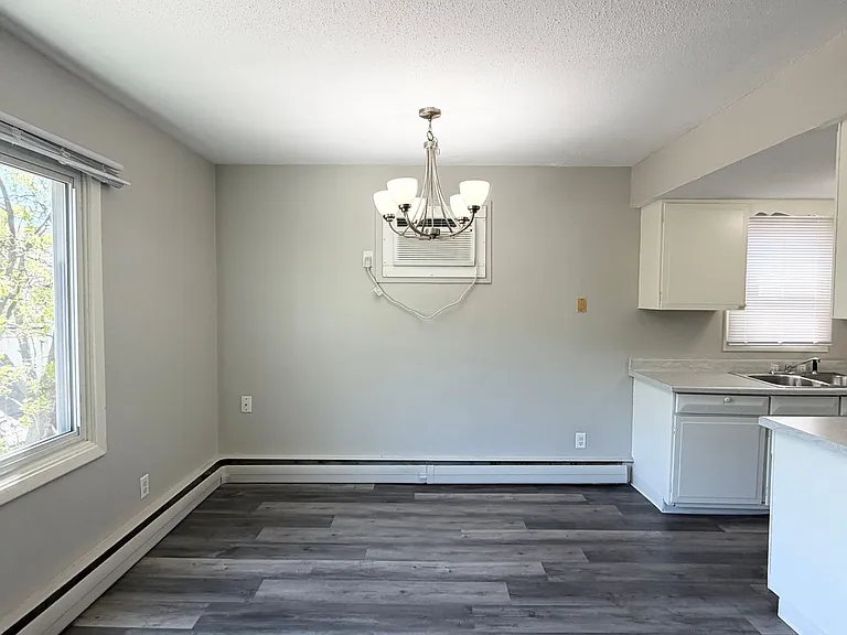 Powderhorn Park Apartments — Photo 25