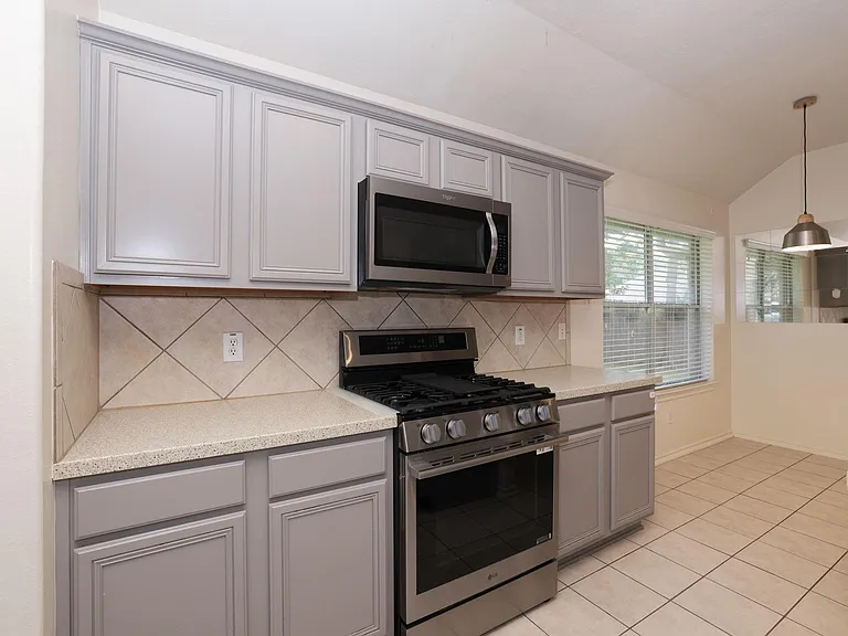 7 N Regan Mead Cir — Photo 16