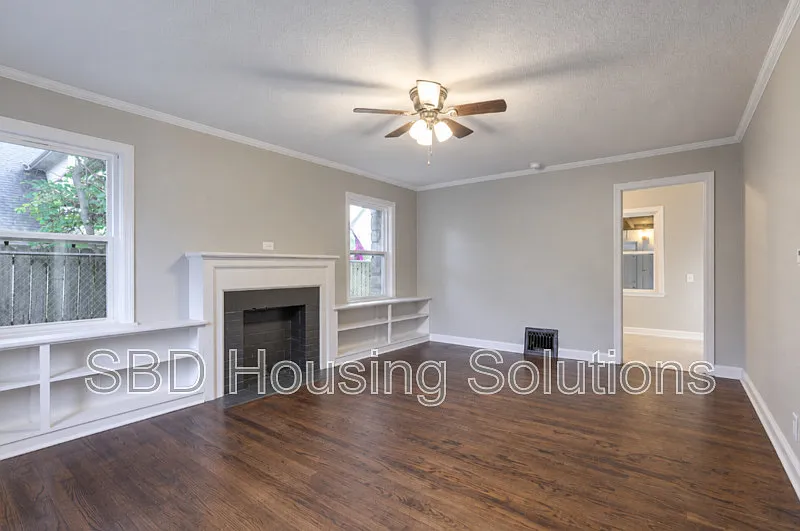 4 bed, 2.0 bath, $1,599 — Photo 4