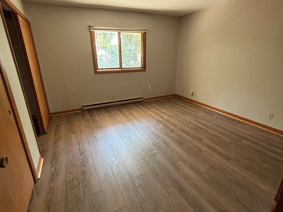 510 Hartford Ave #8