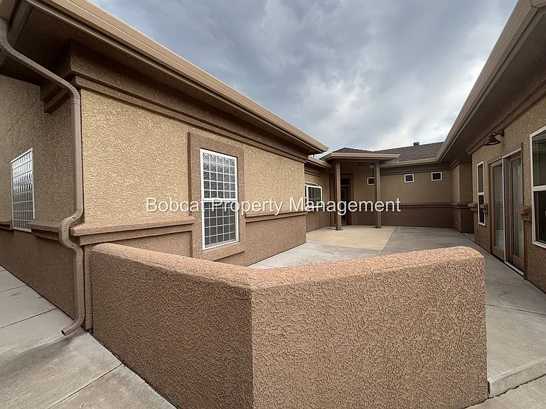963 Ranchview Cir — Photo 59