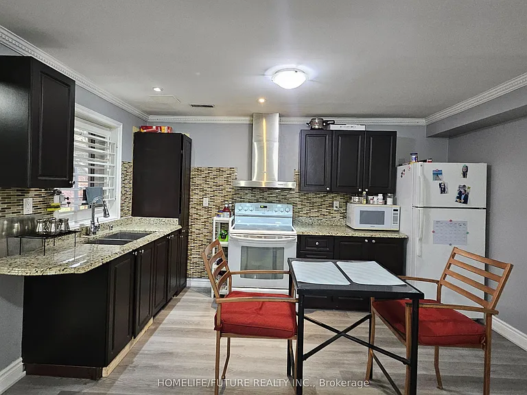 47 Cindy Nicholas Dr #BASEMENT — Photo 4