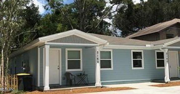 2nd image of 2184 Schumacher Ave
