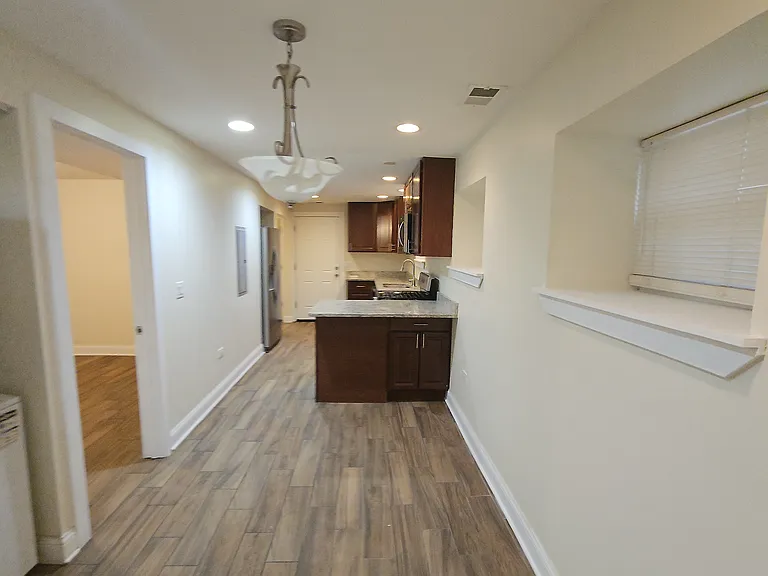 6317 N Washtenaw Ave #G1 — Photo 10