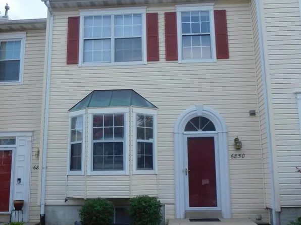 6471 Silver Ridge Cir, Alexandria, VA 22315