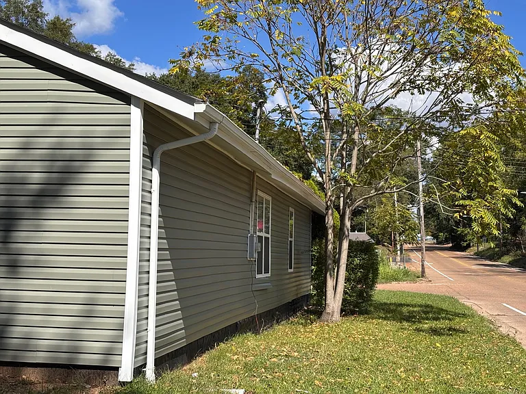 440 E Deaderick St — Photo 24