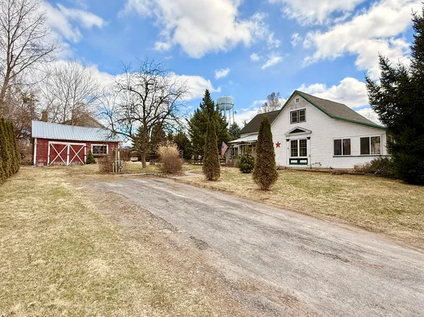 794 Union Rd, Peru, NY 12972