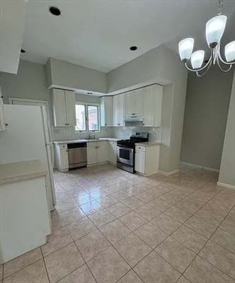 157 Summer St #1 — Photo 3