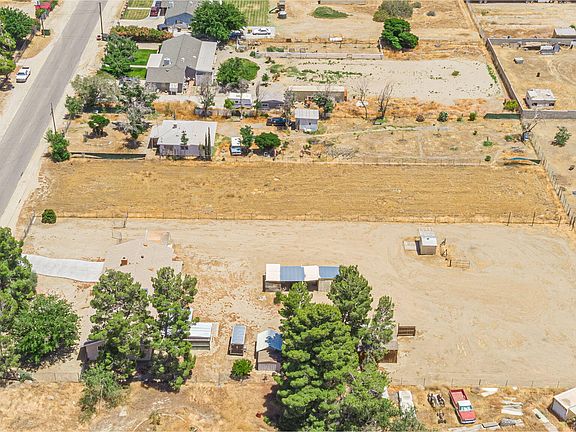 4th image of 9240 E Avenue T8