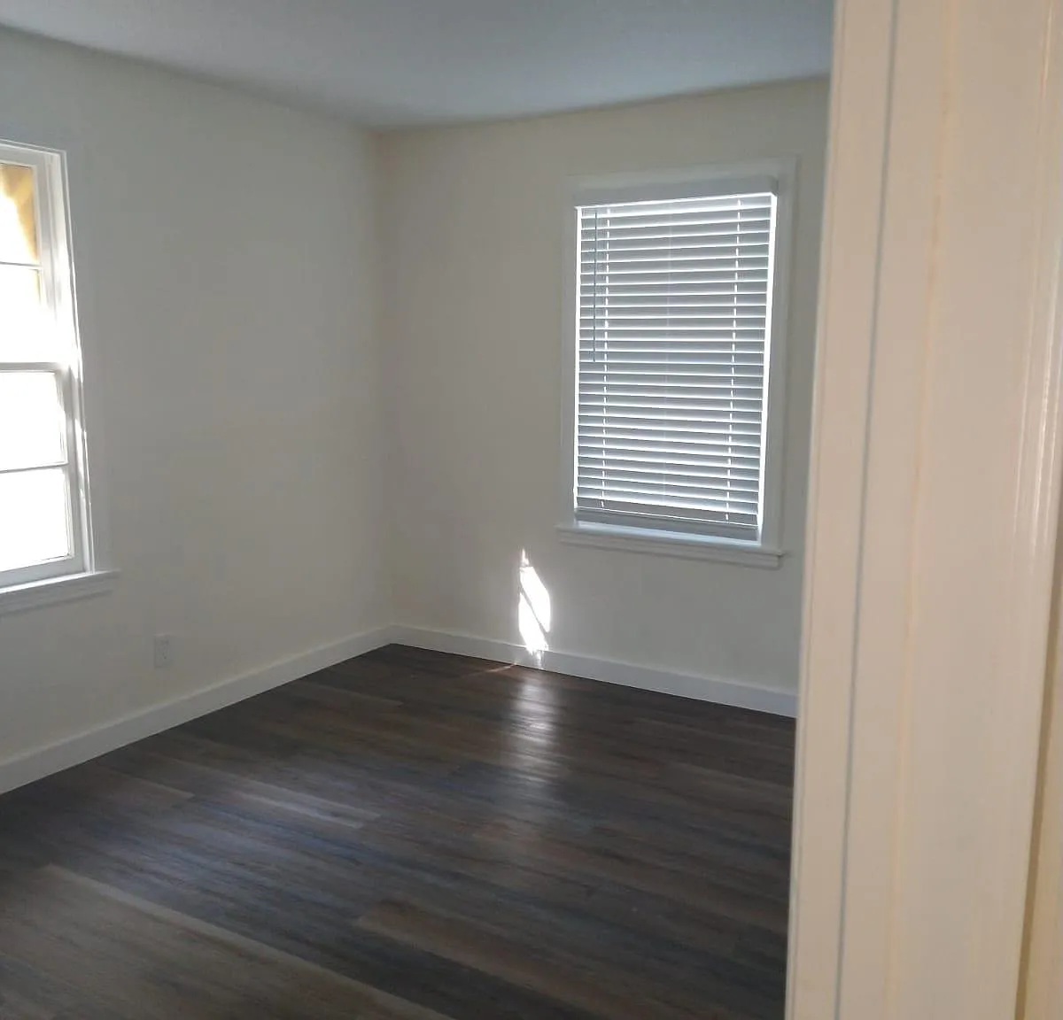 2140 Inwood Ter — Photo 2