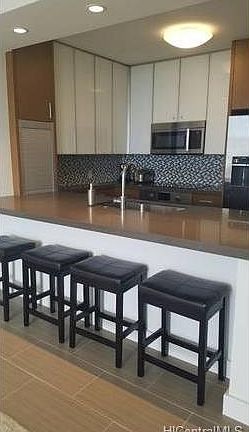 2nd image of 600 Ala Moana Blvd #1608