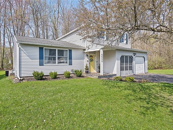 2nd image of 5550 Taormina Dr