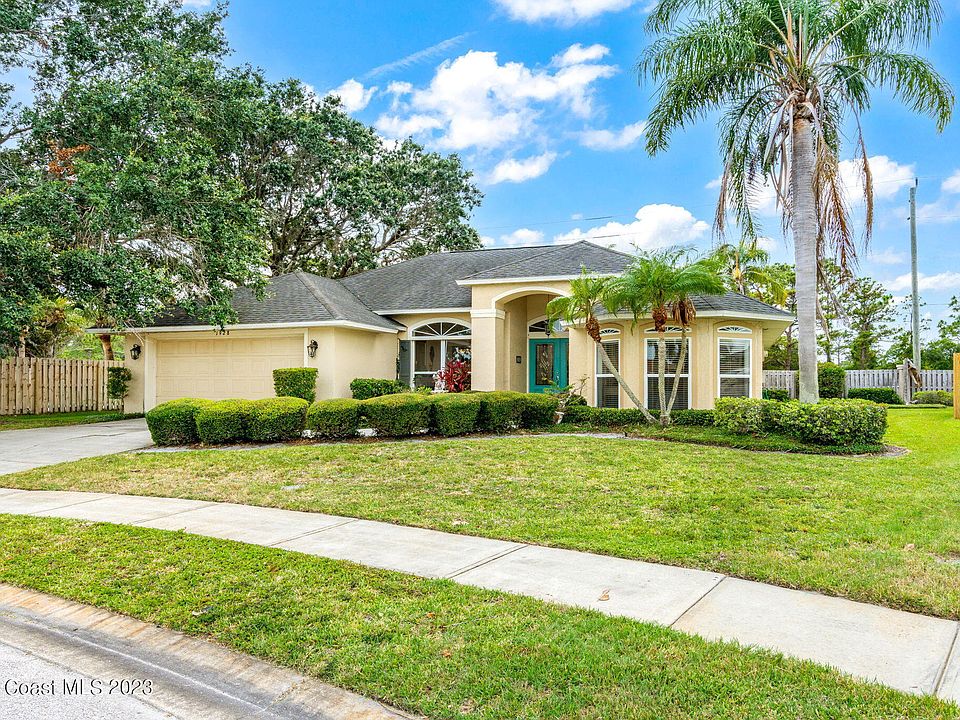 1st image of 1928 Glen Meadows Cir