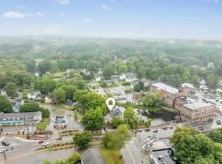 1 Pleasant St APT 4, Kennebunk, ME 04043