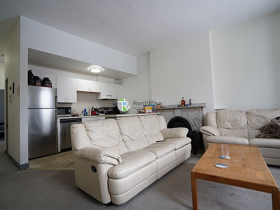 2nd image of 550 Massachusetts Ave APT 5