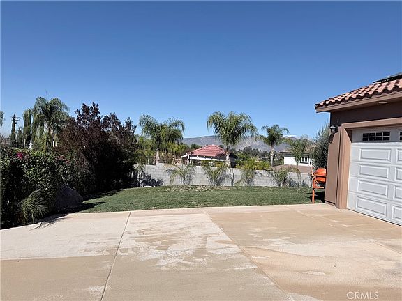 5th image of 27370 Stonehenge Cir