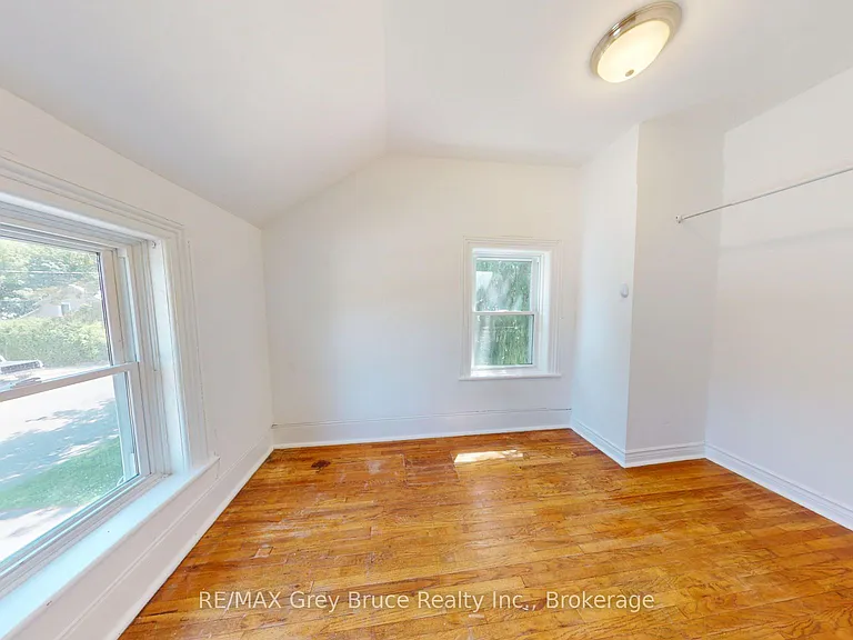 218 Denmark St — Photo 25