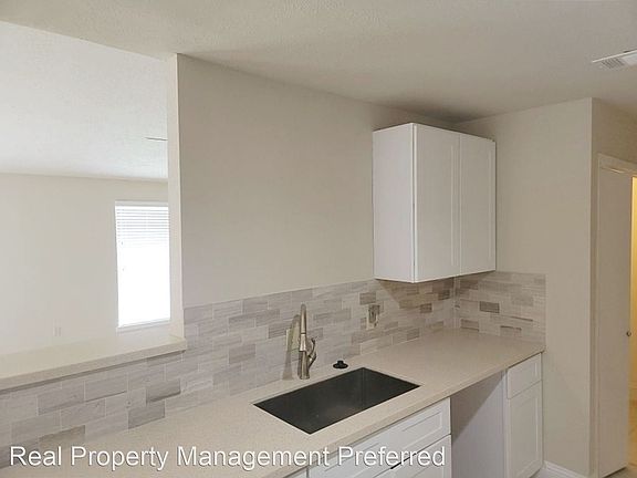 4th image of 13951 Cravenridge Dr