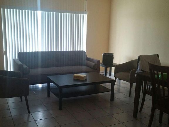 3rd image of 2880 NE 203rd St APT 27B