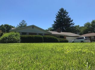 605 E Evergreen Ct, Urbana, IL