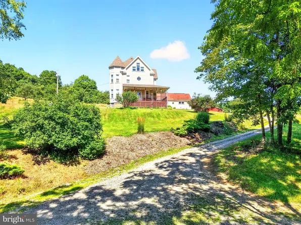 78 Sprowls Rd, Claysville, PA 15323
