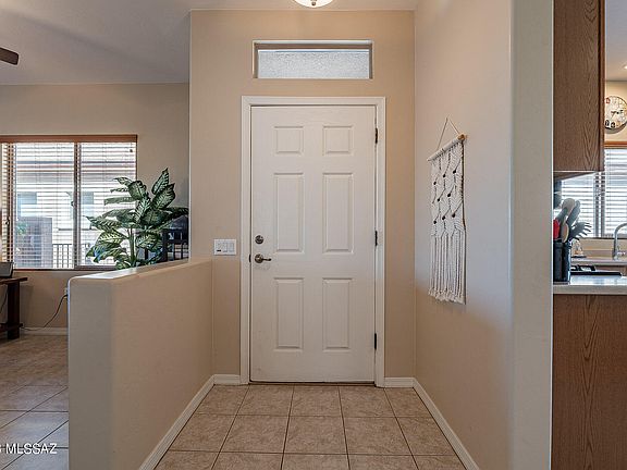 4th image of 750 W Placita La Marquesa