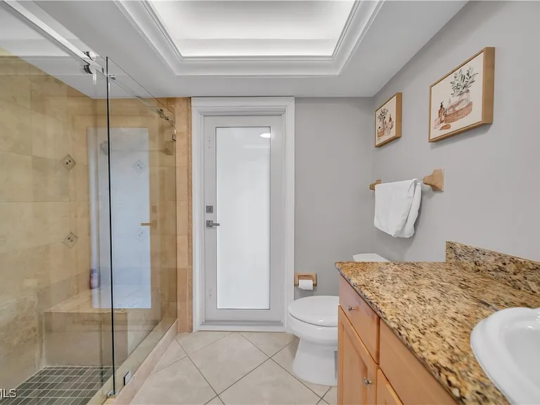 3746 SE 1st Pl — Photo 17