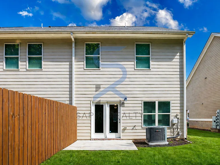 1545 Iris Walk — Photo 17