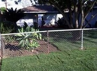 422 S Grantland Dr, Azusa, CA 91702