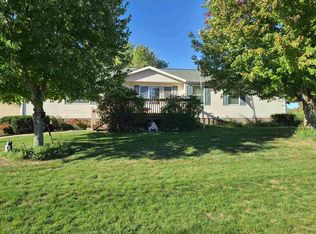 120 Greenbush Dr, Raymond, IA 50667