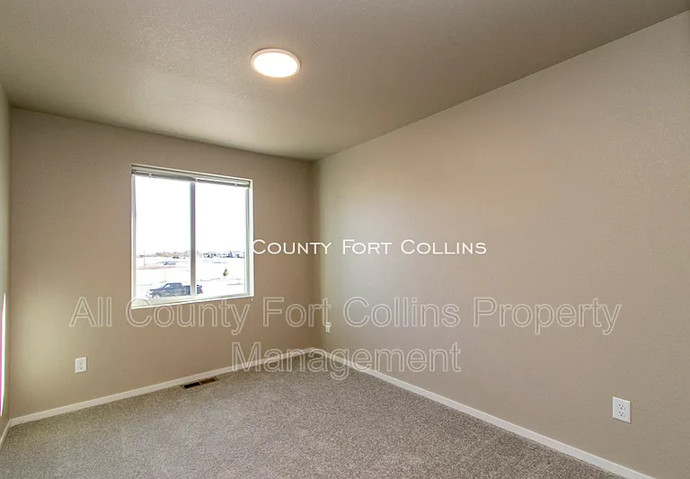 3602 Ronald Reagan Ave — Photo 15