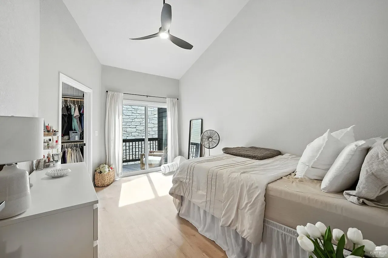 1 bed, $1,400 — Photo 4