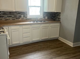 138 N 31st Ave #2, Omaha, NE 68131