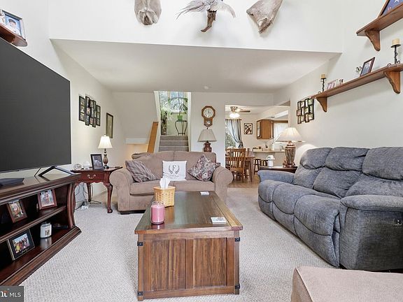 4th image of 50 Greenleaf Rd