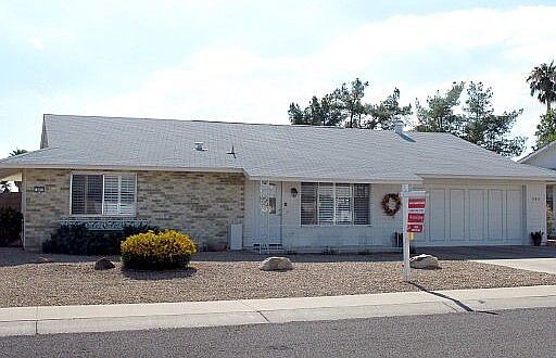 1st image of 9411 W Willowbrook Dr