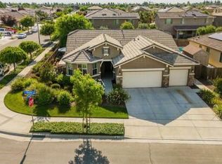 585 Ocean St, Tulare, CA 93274