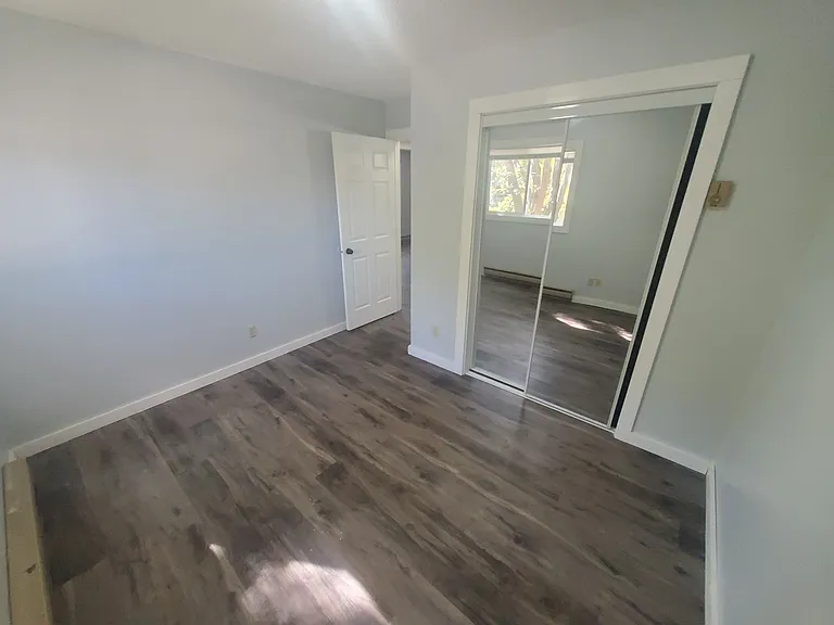 904 Hill St #214 — Photo 10