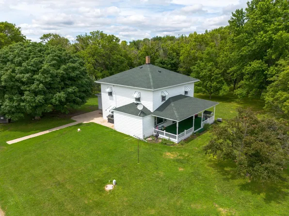 1190 130th Ave SE, Kerkhoven, MN 56252