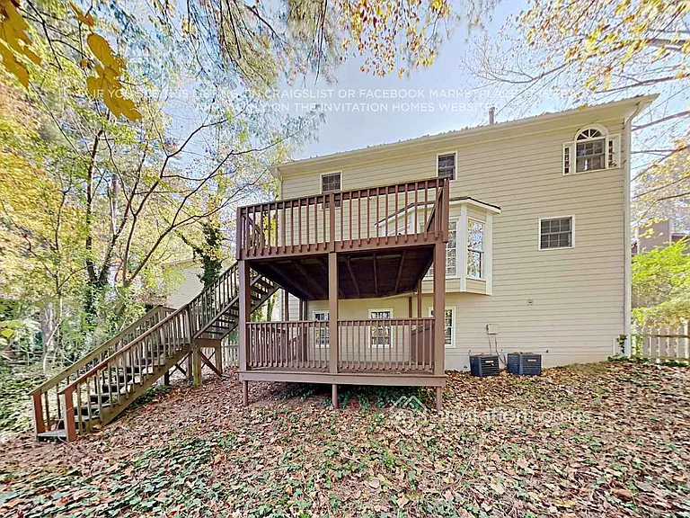 4611 Pine Harbor Ct NE — Photo 23