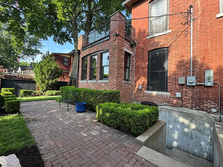 3011 Grand Ave — Photo 37