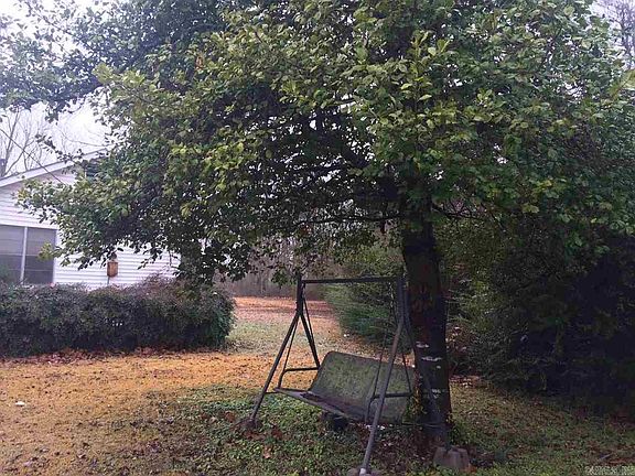 3rd image of 5717 Zeuber Rd