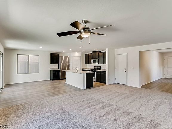 3rd image of 4920 Goldfield Ave