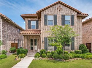 7040 Comal Dr, Irving, TX 75039