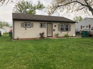 305 Madison Dr S, West Jefferson, OH 43162