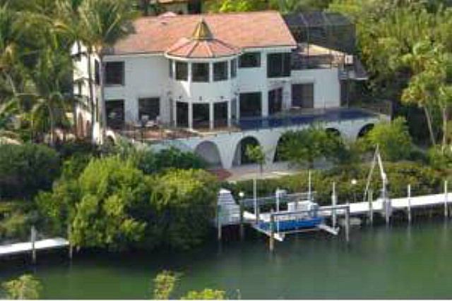 1st image of 14 ` North Pelican Dr