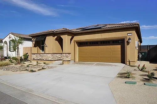 73528 Cierra St Photo 1