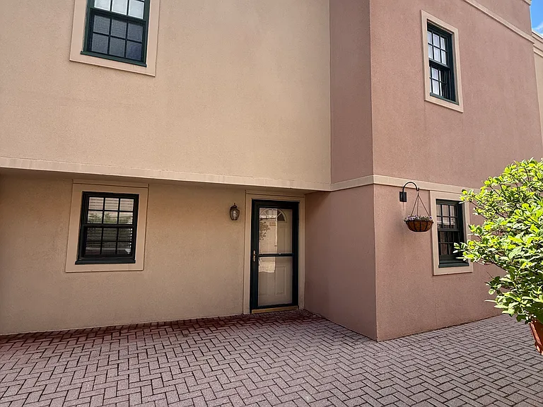 133 Walton St #132 — Photo 19