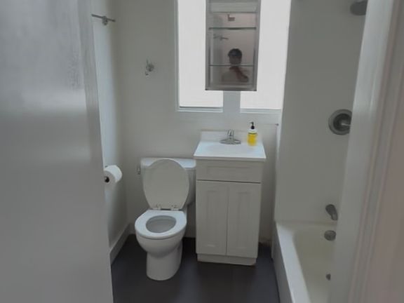 5th image of 840 Hayes St APT 4