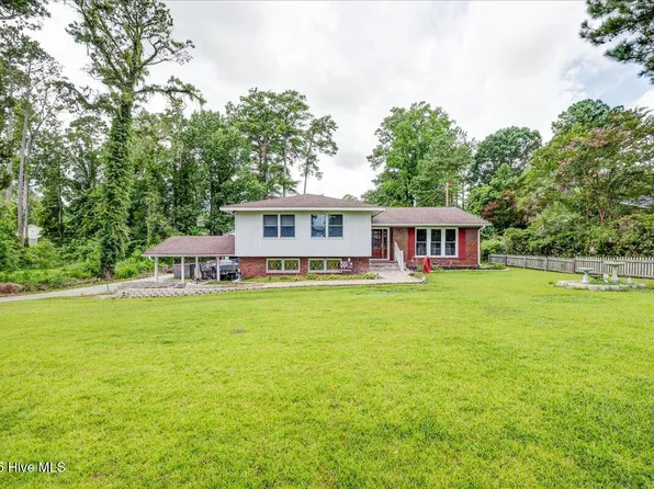 2111 Neuse Cliffs Drive, New Bern, NC 28560