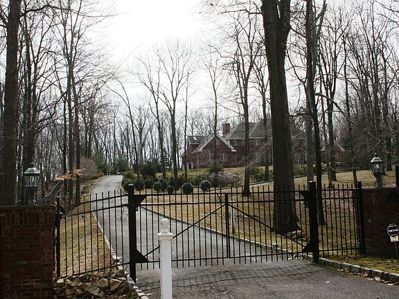 GATED 3+ ACRE SETTING